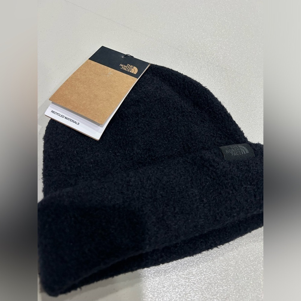 The North Face Women's City Plush Beanie Hat TNF Black NWT Buttery Soft Winter